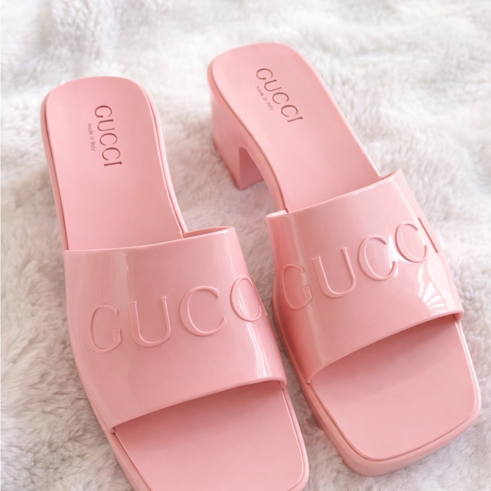 Gucci Pink Patent Leather Logo Block Heel Slides